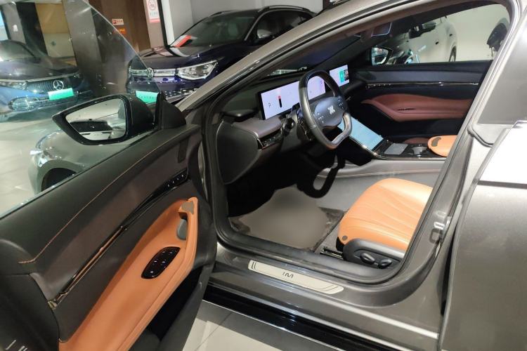 Used  L7 2022 Pro Model
