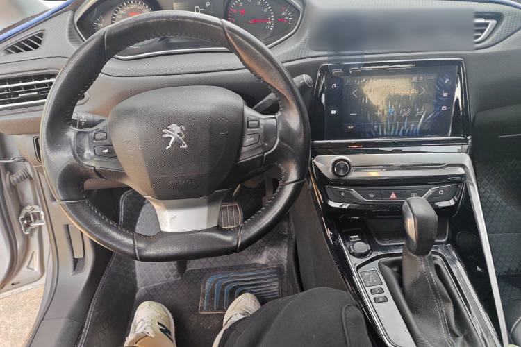Used Peugeot 308 2016 1.6L Automatic Luxury Edition