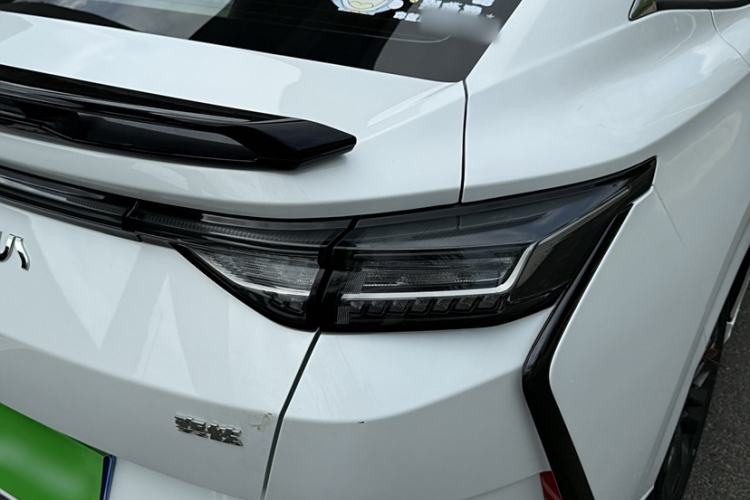 Used Dongfeng Aeolus Yixuan 2023 Mach Edition 1.5L Automatic Chasing Wind Version
