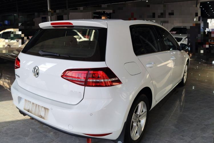 Used Volkswagen Golf 2017 230TSI Automatic Comfort Edition – Celebrating Milestone of One Million Units
