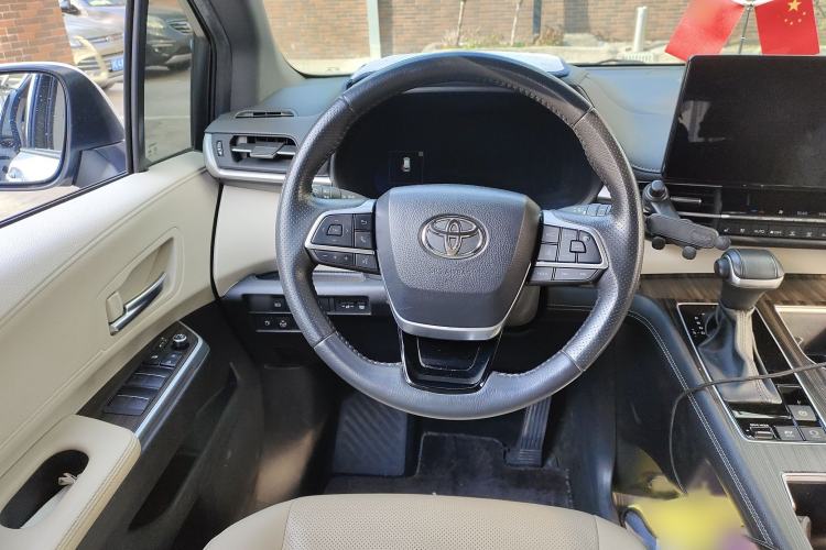 Used Toyota Sienna 2021 2.5L Hybrid Comfort Edition