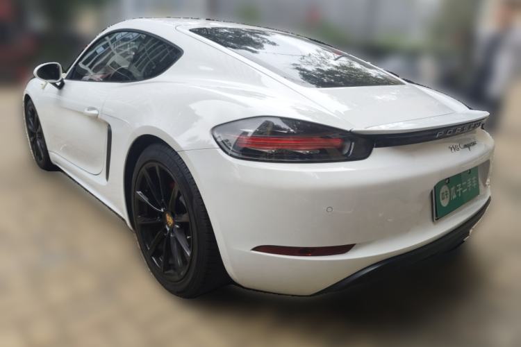 Used Porsche 718 2018 Cayman 2.0T
