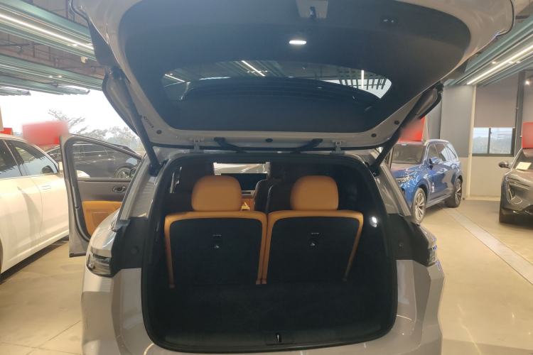 Used Li Auto Li Auto i8 2025 Standard Edition