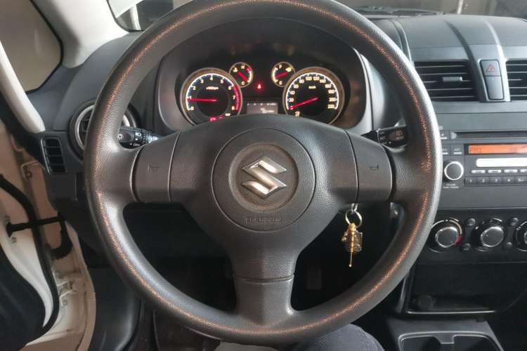 Used Suzuki SX4 2013 1.6L Manual CoolRide Model
