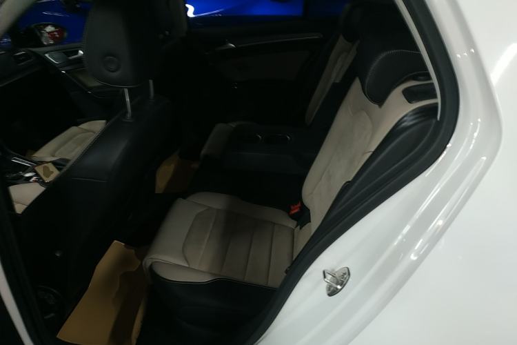 Used Volkswagen Golf 2017 230TSI Automatic Luxury Million-Vehicle Commemorative Edition
