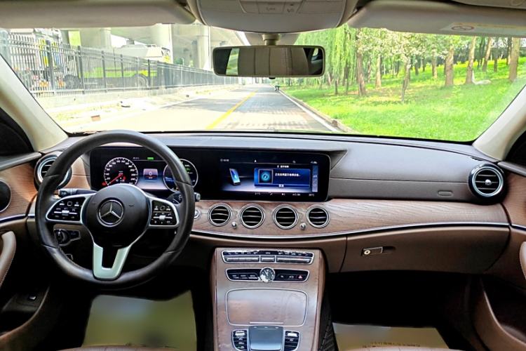 Used Mercedes-Benz E-Class 2020 E 260 L
