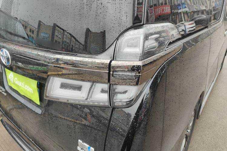 Used Toyota Vellfire 2023 Crown Dual-Engine 2.5L HV Ultimate Edition