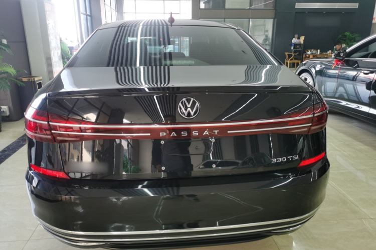 Used Volkswagen Passat 2022 330TSI Starry Luxury Edition