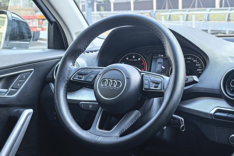 Used Audi Q2L 2021 35 TFSI Progressive Dynamic Edition
