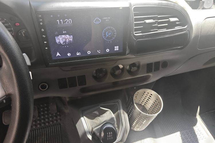 Used JMC Transit 2019 2.8T Commercial Version Long Wheelbase Mid-Roof 6-Seater Rear Single Tire China VI Emission Standard – JX493
