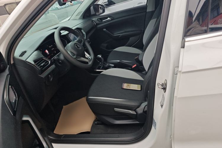 Used Volkswagen Tacqua 2020 1.5L Automatic Yue
