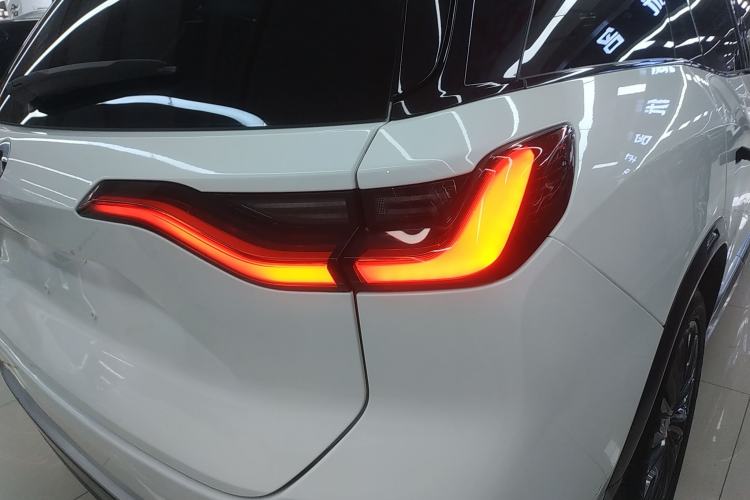 Used Nio ES8 2020 415 km Range 6-Seater Version
