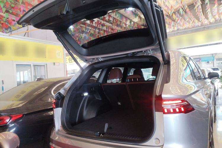 Used Geely Auto Monjaro L 2024 2.0TD High-Power Automatic Two-Wheel Drive Yunqi Version
