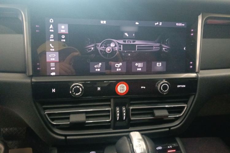 Used Porsche Macan 2023 Macan 2.0T
