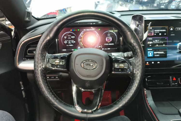 Used GAC Trumpchi GS8 2022 Dual-Engine Series 2.0TM Two-Wheel Drive Prestige Edition (7 Seats)
