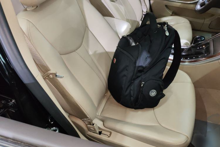 Used Roewe 950 2015 2.0T Luxury Executive Edition
