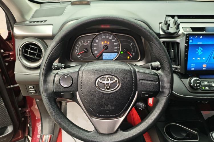 Used Toyota RAV4 2019 2.0L CVT Two-Wheel Drive Pioneer Edition China V Standard