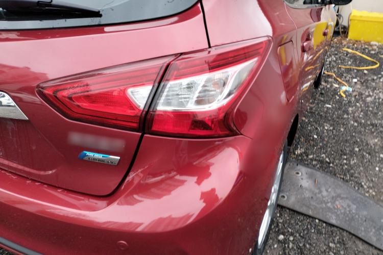 Used Nissan Tiida 2016 1.6L CVT Cool Dynamic Edition
