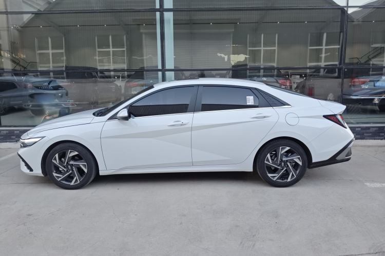 Used Hyundai Elantra 2023 1.5L CVT GLX Elite Edition
