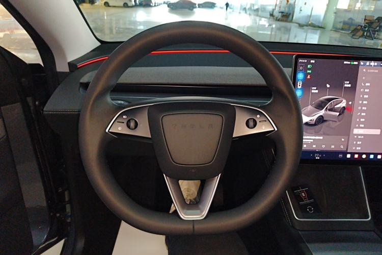 Used Tesla Model Y 2025 Rear-Wheel Drive First Edition
