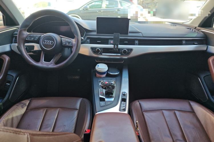 Used Audi A4L 2018 30th Anniversary Edition 40 TFSI Fashion Model