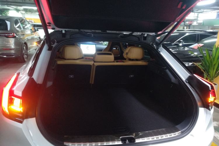 Used Zeekr 001 2023 WE Edition 100 kWh