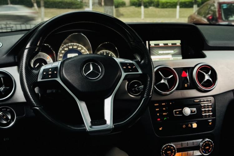 Used Mercedes-Benz GLK-Class 2015 GLK 260 4MATIC Fashion Edition Ultimate Version