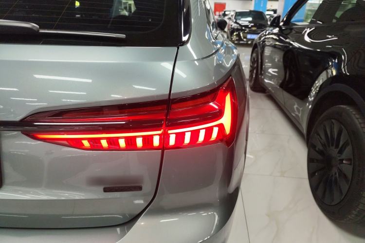 Used Audi A6 2021 allroad quattro Explorer 55 TFSI Prestige Off-Road Model
