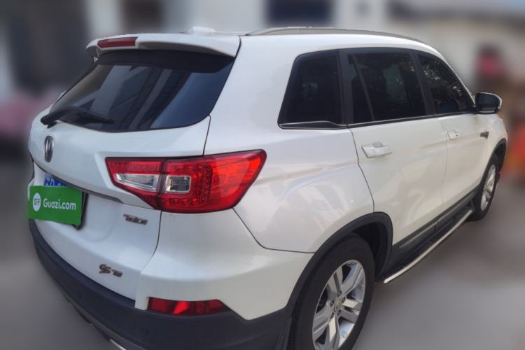 Used Changan CS75 2017 Shangkui Edition 1.5T Manual Fengxiang Model
