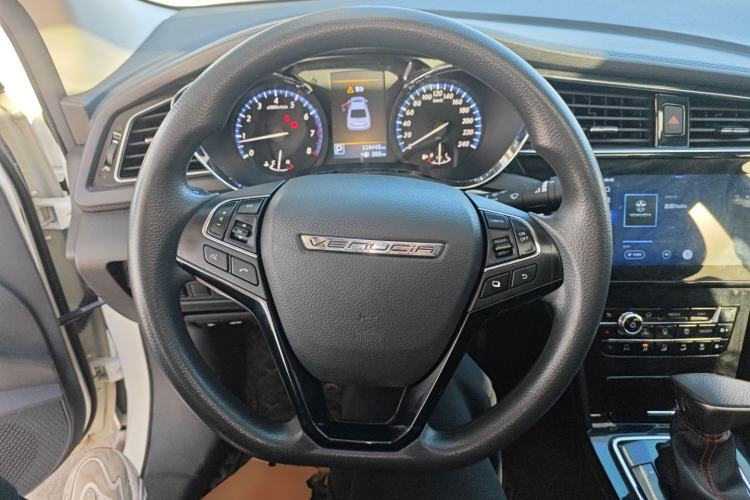 Used Venucia D60 2018 1.6L CVT Smart Connect Elite Edition
