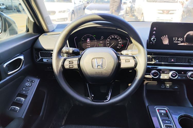 Used Honda Civic 2023 2.0L eHEV Pioneer Edition
