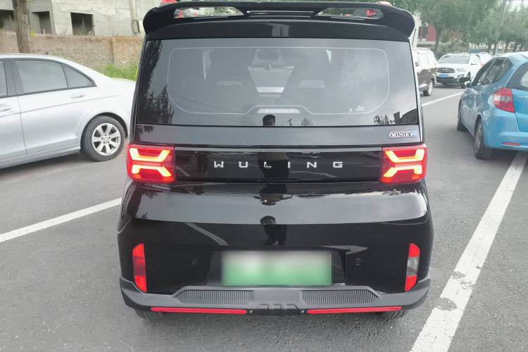Used Wuling Hongguang MINIEV 2022 GAMEBOY 200km Play Edition with Lithium Iron Phosphate
