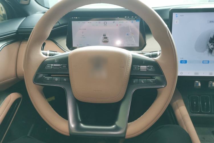 Used BYD Song L EV 2024 550 km Excellence Version
