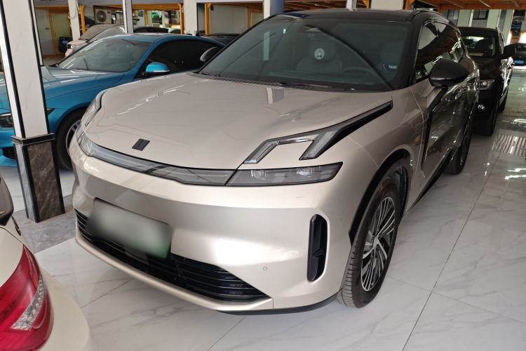 Used Lynk & Co 08 EM-P 2023 120km Long-Range Halo