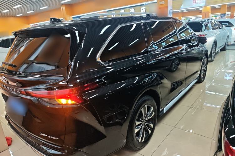 Used Toyota Granvia 2024 2.5L Hybrid Prestige PLUS Four-Wheel Drive Version