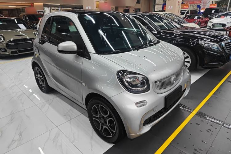 Used smart fortwo 2016 0.9T 66kW Hardtop Pioneer Edition
