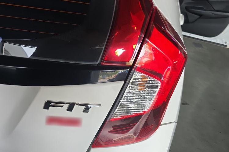 Used Honda Fit 2016 1.5L LXS CVT Comfort Sunroof Version