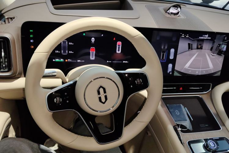 Used Hima AITO M9 2025 Extended-Range Max Version 52 kWh 6-Seater Edition