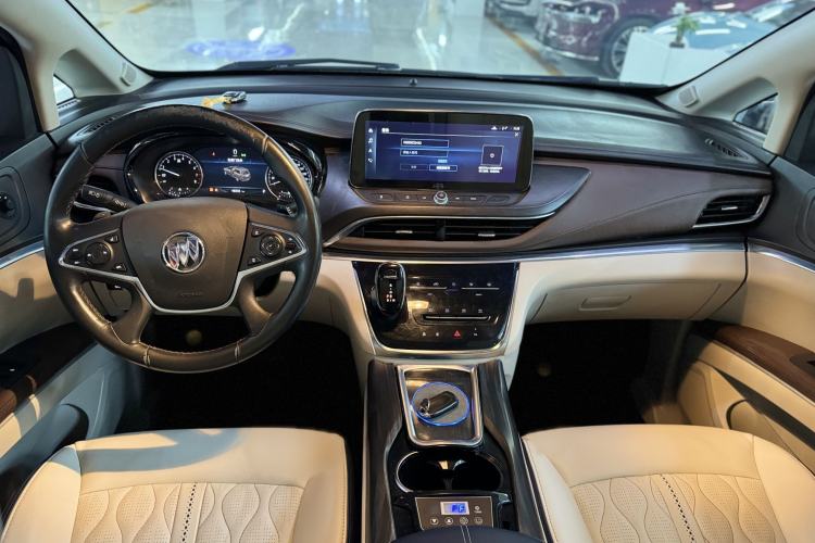 Used Buick GL8 2022 Land Business Class 652T Luxury Model
