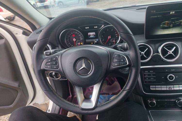 Used Mercedes-Benz GLA 2017 GLA 200 Fashion Model
