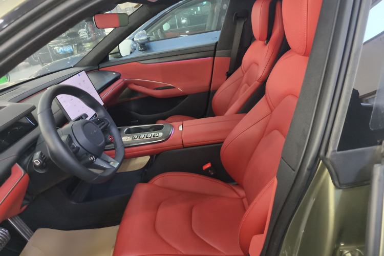 Used  SU7 2024 Four-Wheel Drive Ultra-Long Range Advanced Intelligent Driving Max Edition
