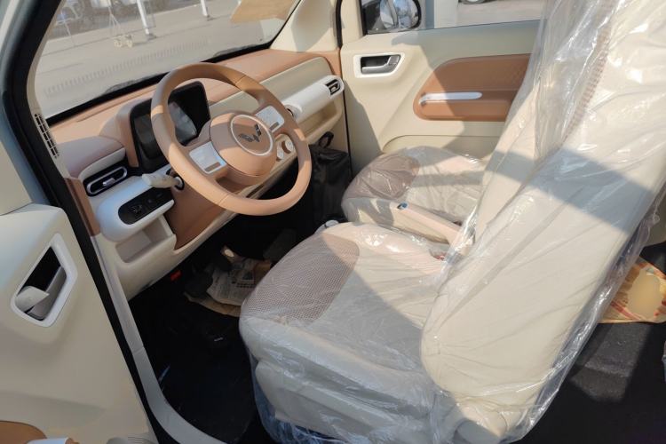 Used Wuling Hongguang MINIEV 2024 3rd Generation 215km Youth Edition