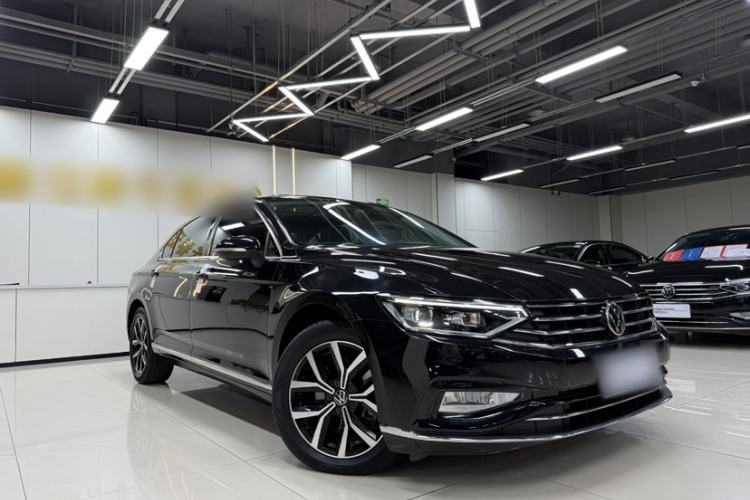 Used Volkswagen Magotan 2020 330TSI DSG Leading Model
