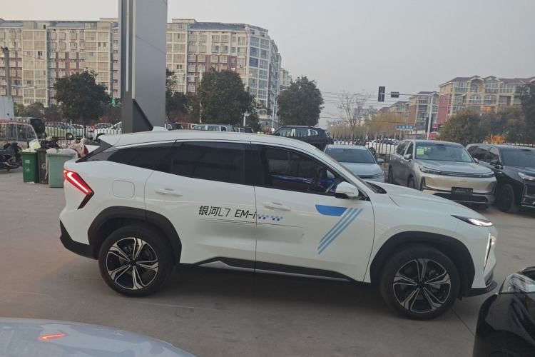 Used  L7 2025 EM-i 115km Exploration+ Edition