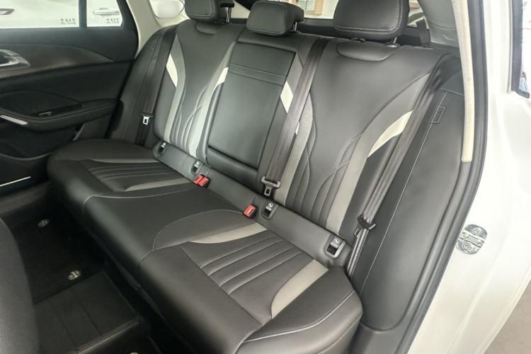 Used Hongqi H6 2024 2.0T ZhiMei Edition