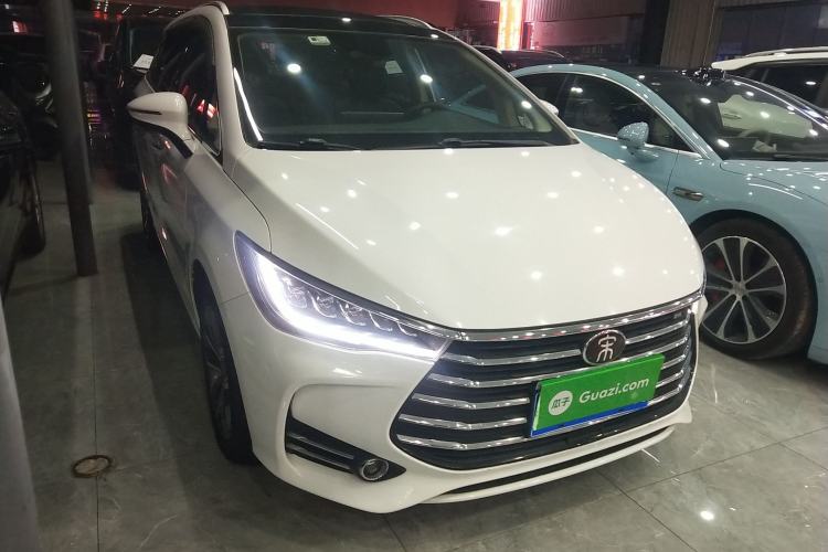 Used BYD Song MAX 2019 1.5T Automatic SmartConnect ZhiLian RuiDong Edition with 6 Seats China VI Standard
