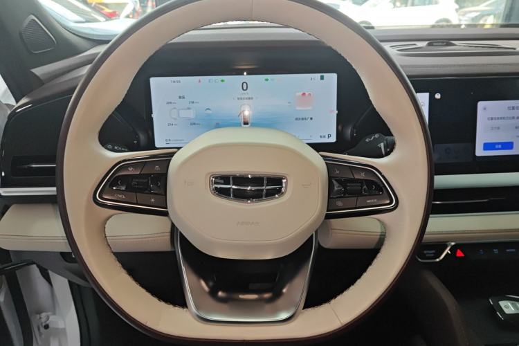 Used Geely Auto Monjaro L 2024 2.0TD High-Power Automatic Two-Wheel Drive Yunqi Version