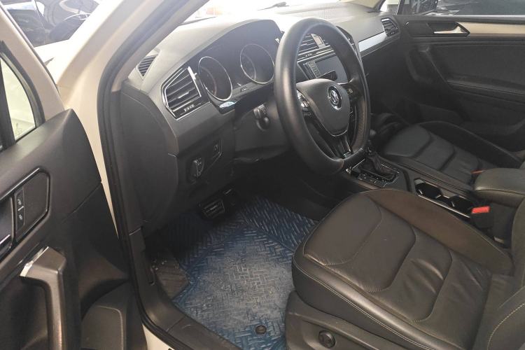 Used Volkswagen Tiguan L 2018 330TSI Automatic Two-Wheel Drive Luxury Edition
