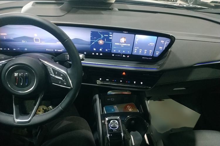 Used Buick Envision 2025 25T Entry-Grade Platinum Edition
