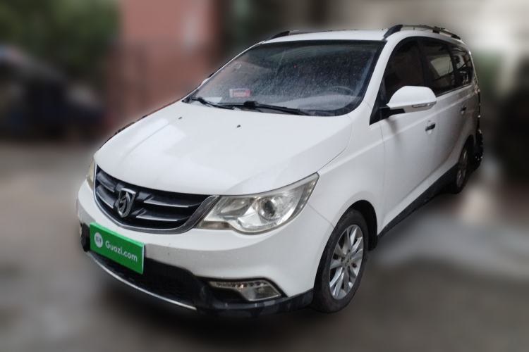 Used Baojun 730 2014 1.5L manual Comfort ESP version 7 seats